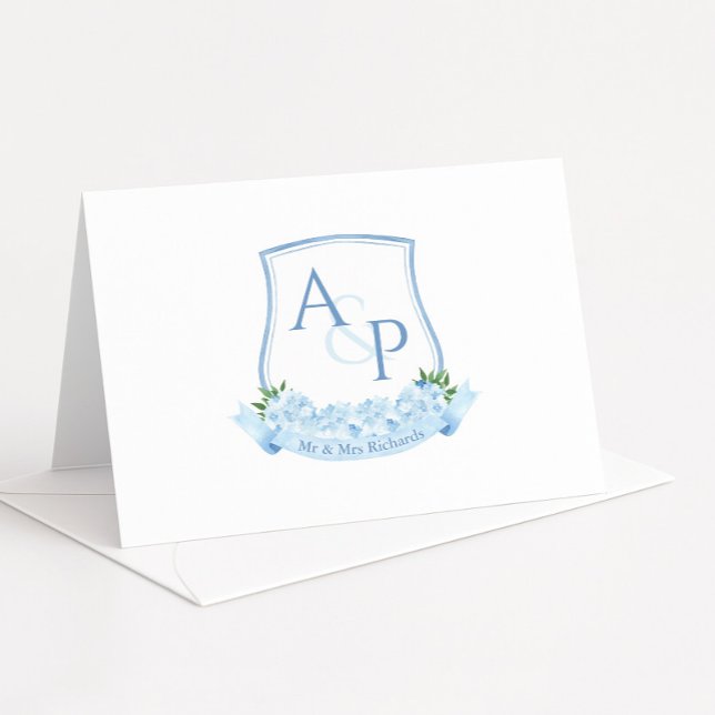 Tarjeta De Agradecimiento Monograma Azul Y Blanco Boda Escudo Botánico (Watercolor blue hydrangea monogram crest folded thank you card)