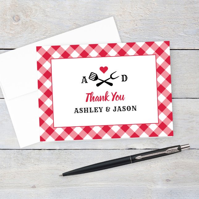 Tarjeta De Agradecimiento Monograma del Boda Ruso Rojo Gingham Plaid BBQ (Subido por el creador)