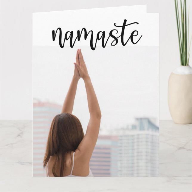 Tarjeta De Agradecimiento Mujer que posa yoga (Anverso)