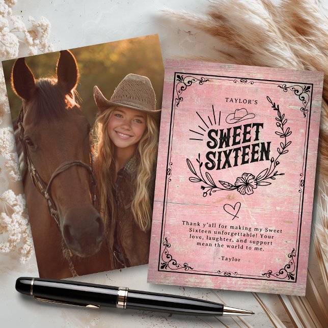 Tarjeta De Agradecimiento Niña rosa Rústica dulce dieciséis con foto (Rustic pink cowgirl sweet sixteen thank-you card with western floral design and photo.)
