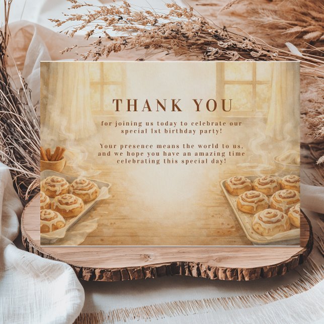 Tarjeta De Agradecimiento One Sweet Little Bun First Birthday (Subido por el creador)