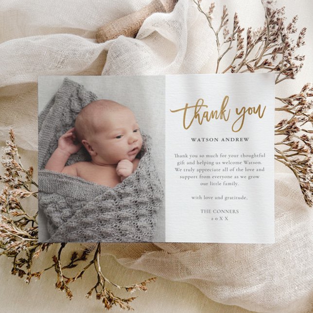 Tarjeta de agradecimiento para bebé con foto y let (Elegant Gold Thank You Script Baby Photo Thank You Card.)