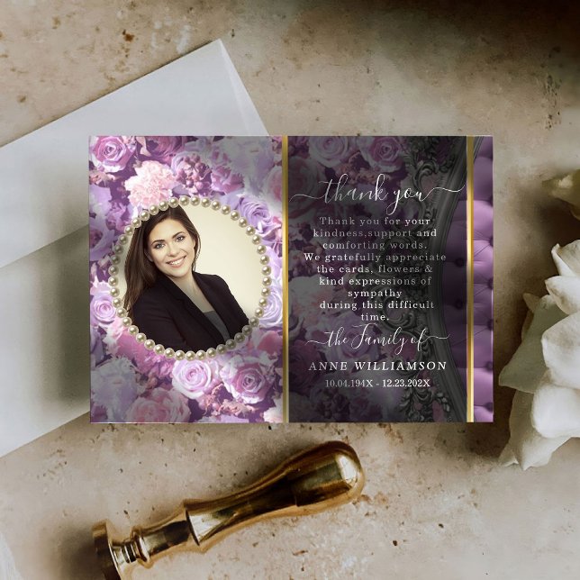 Tarjeta de agradecimiento para el funeral floral b (Subido por el creador)