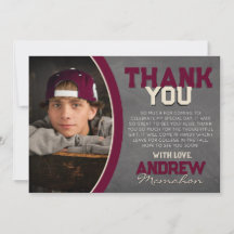 Tarjeta de agradecimiento para el Grad Burgundy &