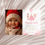 Tarjeta de agradecimiento para el invierno de Nutc<br><div class="desc">Envíe un sincero agradecimiento con nuestra tarjeta de agradecimiento "The Nutcracker Winter". Con elegantes diseños de temática Nutcracker, acentos de invierno y un espacio para una foto personalizada, esta tarjeta es perfecta para expresar gratitud después de una festividad mágica o cumpleaños. Ideal para añadir un toque personal y festivo, capta...</div>