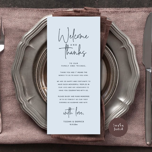 Tarjeta de agradecimiento para el lugar de bienven (Welcome and Thanks Modern Wedding Dinner Place Setting Thank You Card in Misty Blue)