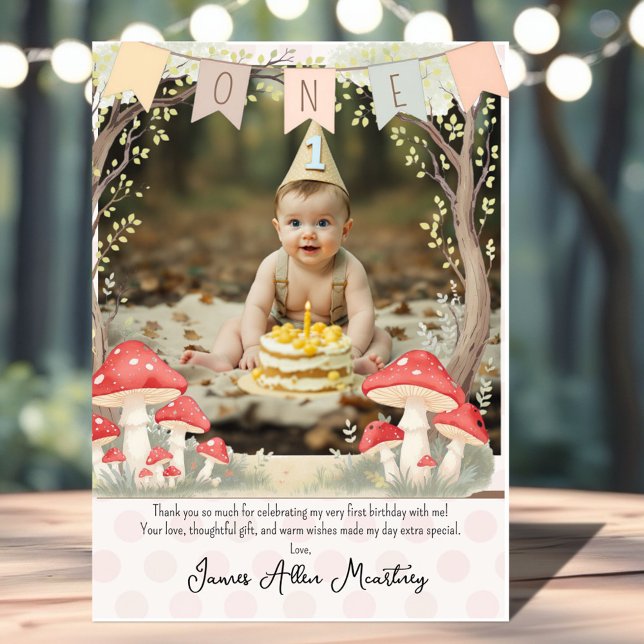 Tarjeta de agradecimiento para el primer cumpleaño (Celebrate in style with this charming birthday design. 
)