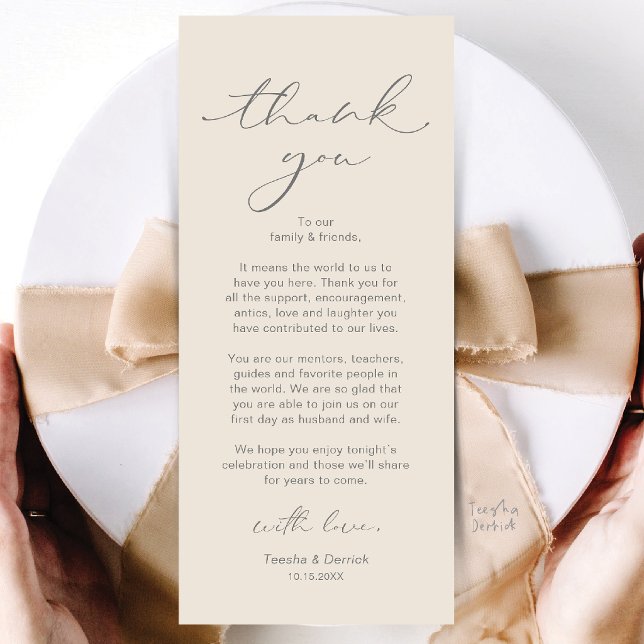 Tarjeta de agradecimiento para la configuración de (Modern Wedding Dinner Place Setting Thank You Card in Cream and grey)