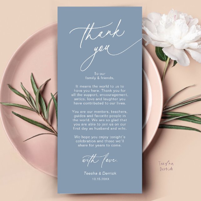 Tarjeta de agradecimiento para la elegante configu (Elegant Wedding Place Setting Dinner Thank You Card in Dusty Blue)