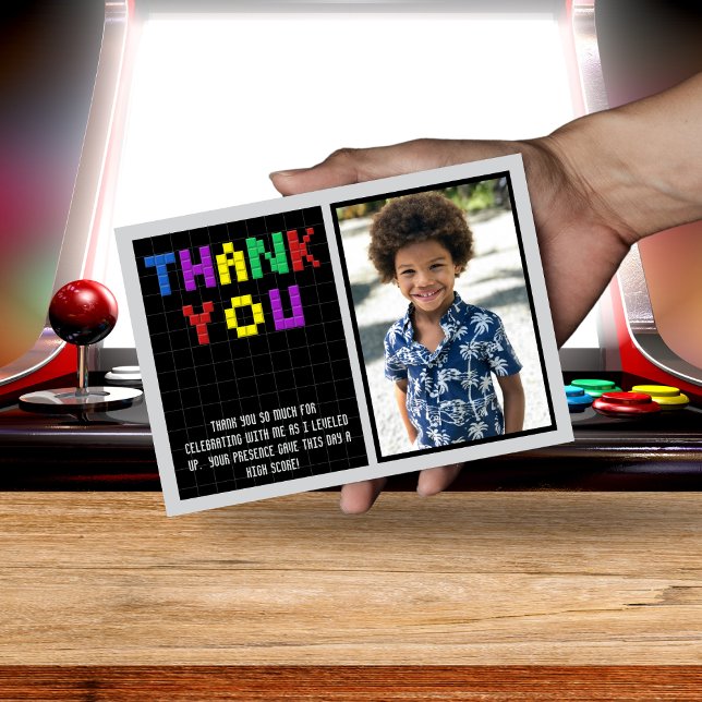 Tarjeta De Agradecimiento Partido del cumpleaños de la foto del juego de la  (Retro Arcade Game Photo Birthday Party Thank You Card
)