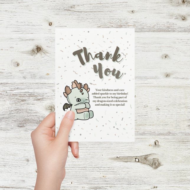 Tarjeta De Agradecimiento Pastel verde marrón dulce bebé dragón (Subido por el creador)