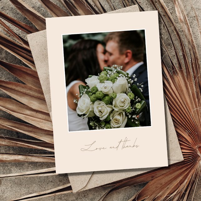 Tarjeta De Agradecimiento Peach simple y Gold Love and Gracias Photo (Subido por el creador)