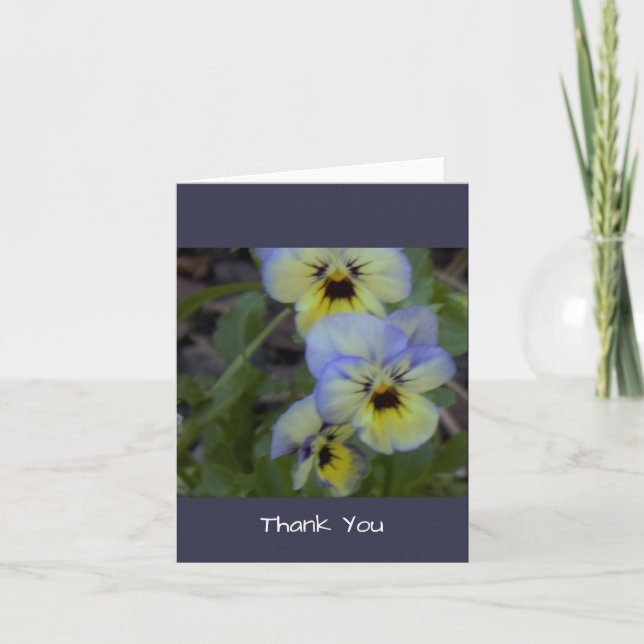 Tarjeta De Agradecimiento Pensamientos amarillos púrpuras (Anverso)