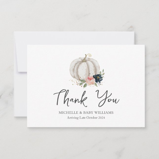 Tarjeta De Agradecimiento Pequeña Calabaza Está En El Camino De Baby Shower  (Anverso)