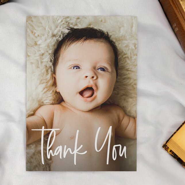 Tarjeta De Agradecimiento Personalizado moderno para el manejo de documentos (Vertical thank you photo baby shower card. Modern design and customizable.)