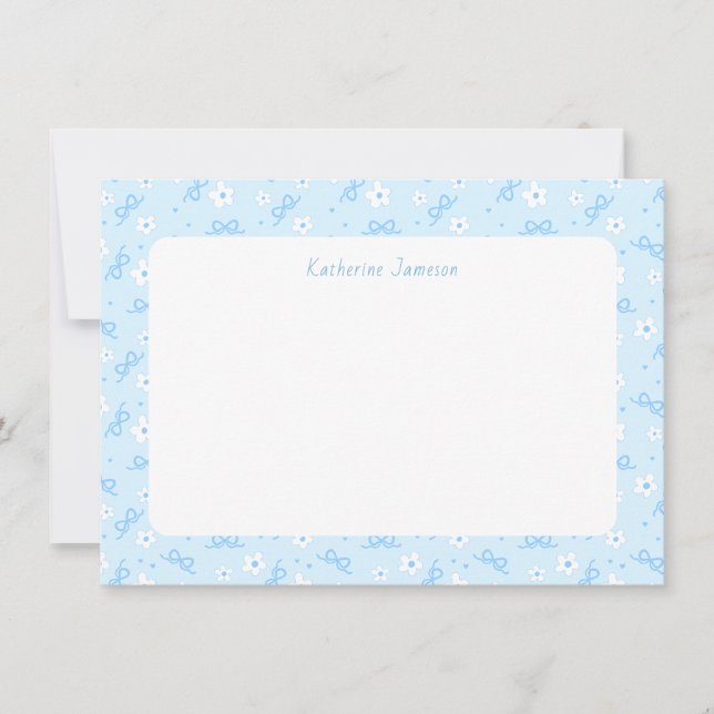 Tarjeta De Agradecimiento Petit Blue Whimsical Bows Daisy Monogram Notecard (Anverso)