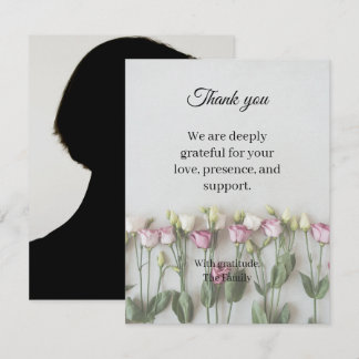 Tarjeta de agradecimiento por funeral de rosas con