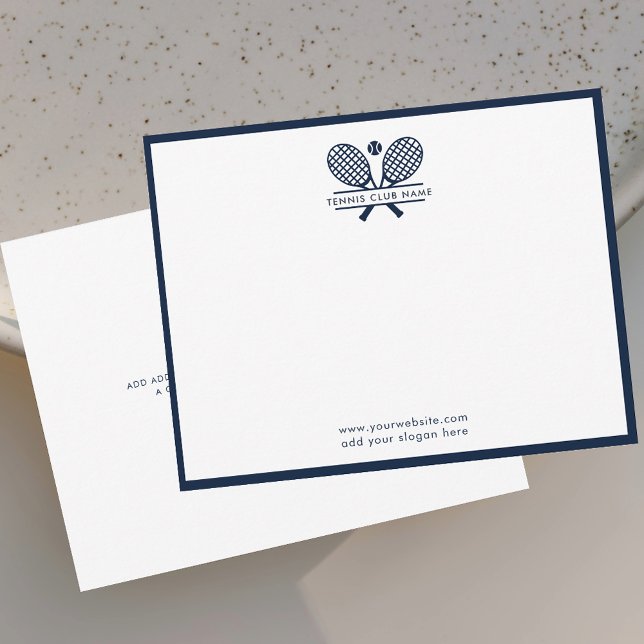 Tarjeta De Agradecimiento Raquetas de tenis Icono Nombre Club Fronteras Azul (Lawn Tennis Club Custom Navy Blue Rackets Motif Note Cards)