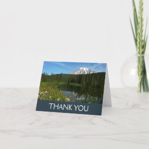 Tarjeta De Agradecimiento Reflejo del lago del Monte Rainier con flores silv