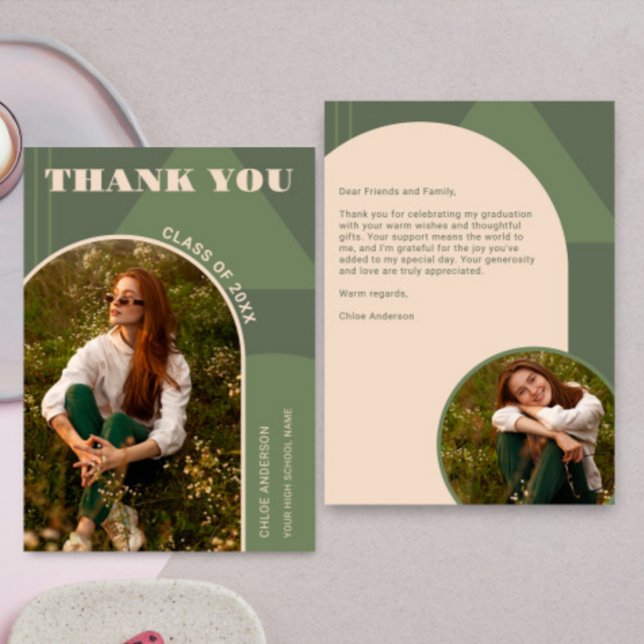 Tarjeta De Agradecimiento Retro Arch Sage Green 2 Photo Graduation (Subido por el creador)