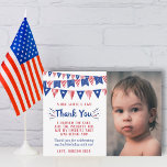 Tarjeta De Agradecimiento Rojo, Blanco Y Dos Fotos Del 2 De Julio<br><div class="desc">Digan gracias con estilo con estas tarjetas de agradecimiento a estos blancos rojos y dos fotos de cumpleaños del 2 de julio. La foto de plantilla y la redacción son fáciles de personalizar y su familia y amigos estarán encantados cuando reciban estas fabulosas gracias.</div>