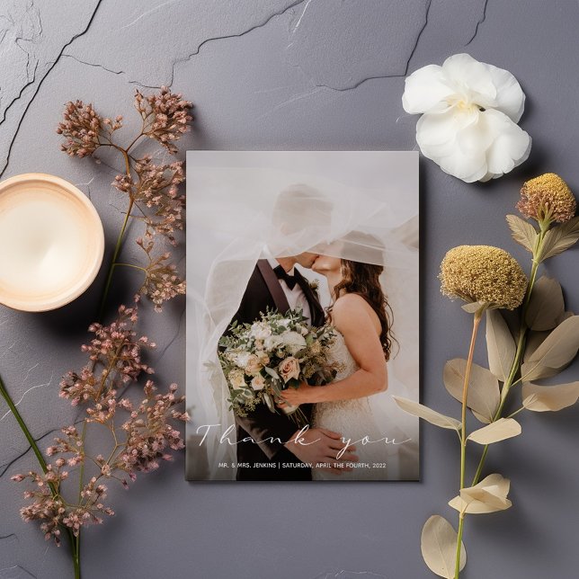 Tarjeta de agradecimiento romántica de foto de bod (Modern wedding thank you card template with the option to add your own photo. )