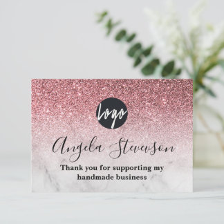 Tarjeta de agradecimiento rosa con brillo de oro r