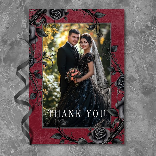 Tarjeta De Agradecimiento Rosas negros góticos Boda de fotografía de vino (Gothic Black Raven Black Roses Wine Photo Wedding Thank You Card)