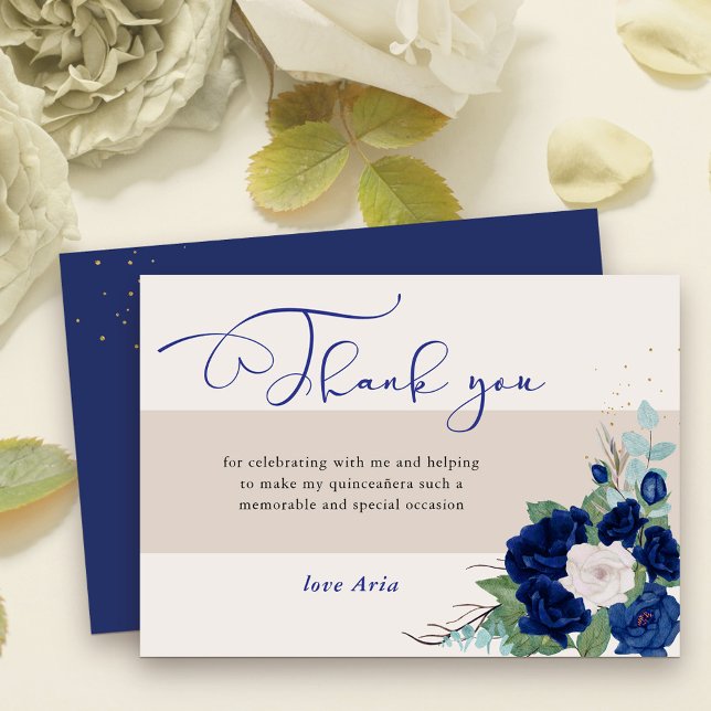 Tarjeta De Agradecimiento Rosas Royal Blue y Ivory caligrafía elegante (Elegant Thank You card with sweet calligraphy and royal navy blue and ivory rose blooms)