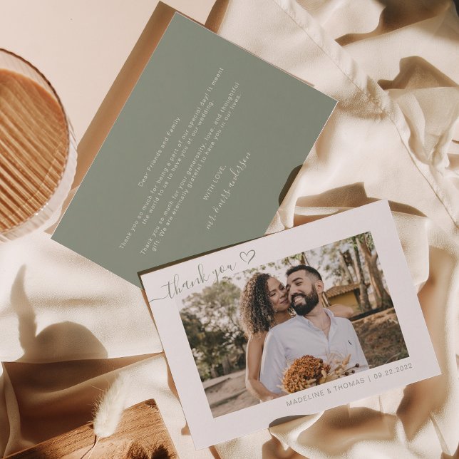 Tarjeta De Agradecimiento Sage Green Boho Simple Photo Heart Script Boda (Subido por el creador)
