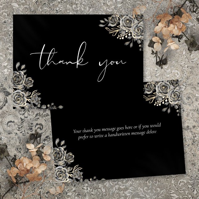 Tarjeta De Agradecimiento Script gótico personalizado en blanco y negro (Personalized Gothic Black And White Script Thank You Card)