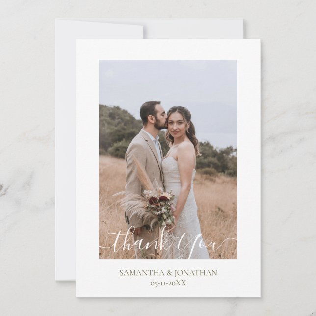 Tarjeta De Agradecimiento Sencillo boda de fotos con guión moderno (Anverso)