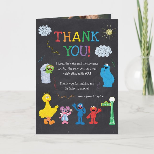 Tarjeta De Agradecimiento Sesame Street Pals Chalkboard Rainbow Gracias (Anverso)