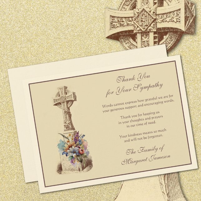 Tarjeta De Agradecimiento Simpatía por la condolencia funeral celta-floral (Celtic Cross with Flowers Funeral Thank You Cards)