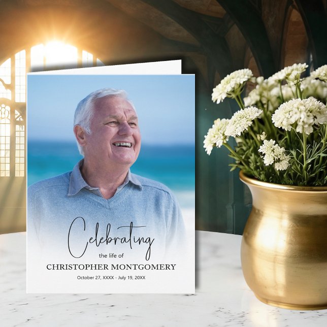 Tarjeta De Agradecimiento Simple Funeral Photo Folded (Funeral celebration of life folded thank you cards, message over a photo on the front)