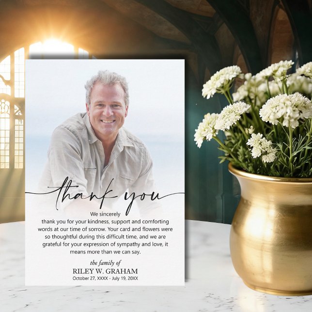 Tarjeta De Agradecimiento Simple Funeral Photo Thank You Card (Funeral celebration of life flat thank you cards, with your message over a photo on the front)
