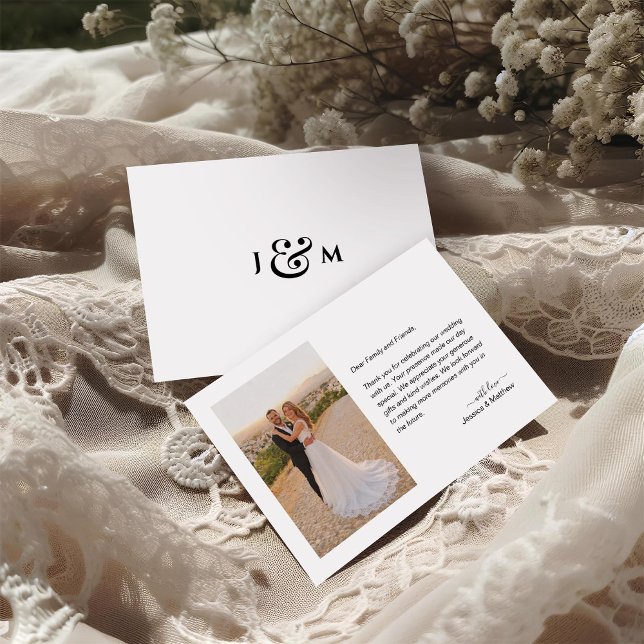 Tarjeta De Agradecimiento Simple Photo with Monogram Wedding (Subido por el creador)