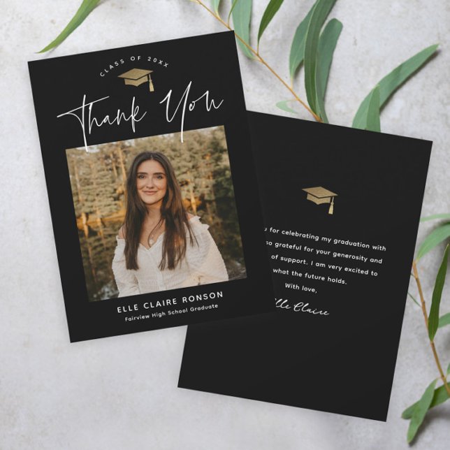 Tarjeta De Agradecimiento Simple Script Foto en Blanco y Negro Graduación (Subido por el creador)