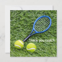Tenis Gracias entrenador con raqueta verde
