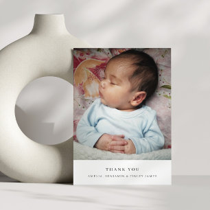 Tarjeta De Agradecimiento Tipografía Negra Moderna Minimalista Foto de Bebé