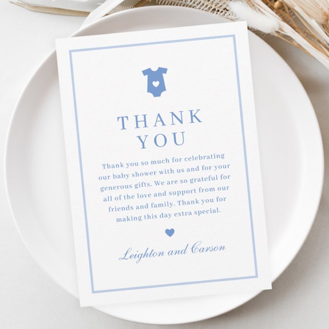Tarjeta De Agradecimiento Tipografía simple Baby Shower azul (Simple Typography Blue Baby Shower Thank You Card.)