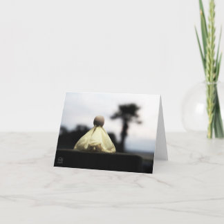 Tarjeta De Agradecimiento Trots Houten poppetje op catwalk in geel jurkje.