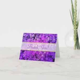 Tarjeta De Agradecimiento Un campo de margaritas moradas y rosadas Gracias