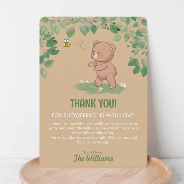 Tarjeta De Agradecimiento Un pequeño Baby Shower de Oso (The playful little cub is a perfect way to say thank you  to your friends and family.)