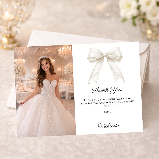 Tarjeta De Agradecimiento White bow photo pearls girl Quinceanera (Subido por el creador)