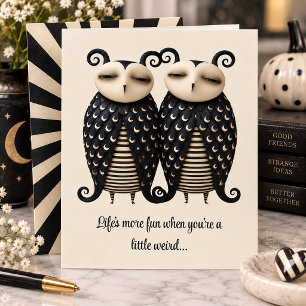 Tarjeta de amistad de búhos góticos extravagantes