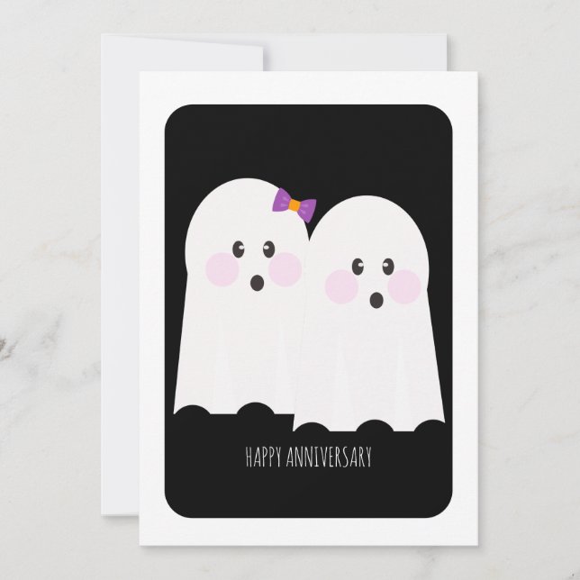 Tarjeta de aniversario de Halloween fantasma adora (Anverso)