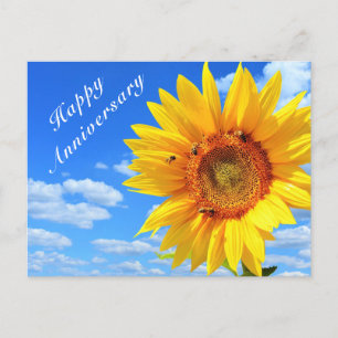 Tarjeta de aniversario feliz girasol y cielo azul