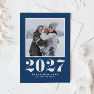 Tarjeta de Año Nuevo 2027 tipografía retro azul ma
