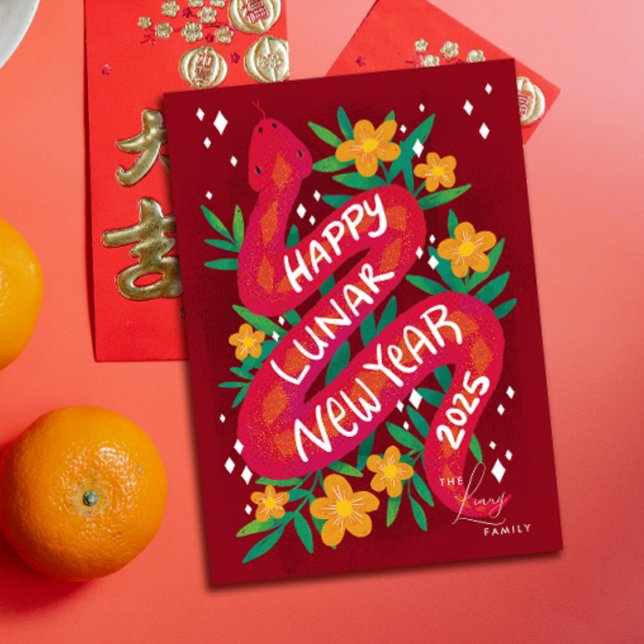 Tarjeta de Año Nuevo Lunar Año Rojo de la Serpient (Lunar New Year of the snake illustrated card with family name text)